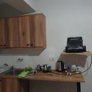 Mona's Albergue